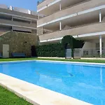 Baladres Holidays Lek Apartment *